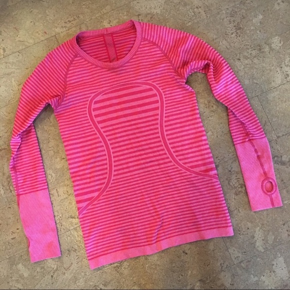 lululemon athletica Tops - Lululemon Pink Fitted Top